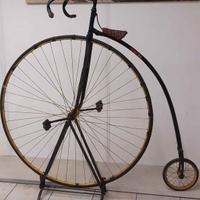 Antico biciclo inglese - London 1879