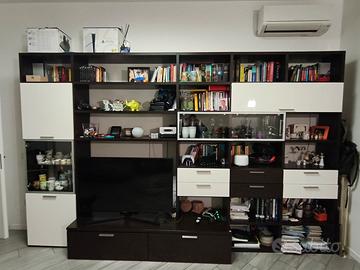 Mobile libreria porta TV wengè con vetrine e casse