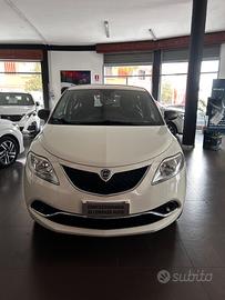 Lancia Ypsilon 0.9 TwinAir 85 CV 5 porte Metano Ec