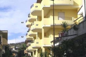 App. vista mare/monti a 40mt. spiaggia