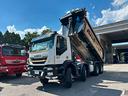 iveco-trackker-450-8x4-ribaltabile-posteriore