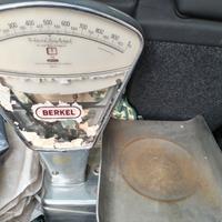 Bilancia Berkel e affettatrice Ironweed.