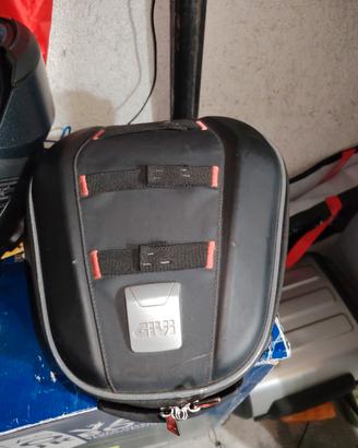 Borsa serbatoio TANKLOCK Givi  5 Lt