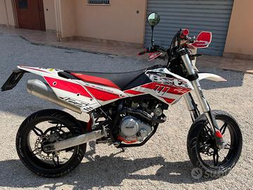 moto BETA RR 125 LT 4T