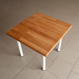 Tavolino in legno impiallacciato (rovere chiaro)