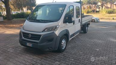 furgone doppia cabina 