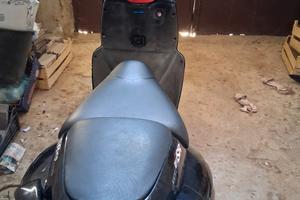 SR 50 APRILIA RACING 