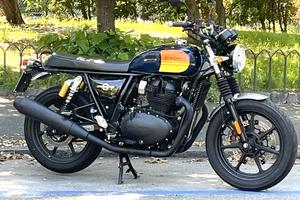 Royal Enfield Interceptor 650 2024 5800Km