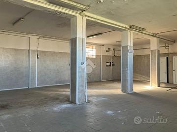 MAGAZZINO A VALPERGA