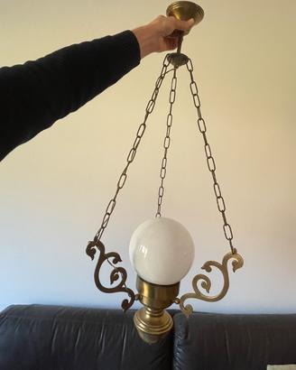 Lampadario vintage a palla funzionante