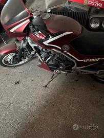 Honda VF 400 - 1984