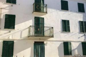 Complesso immobiliare ad Isola d'Asti (AT)