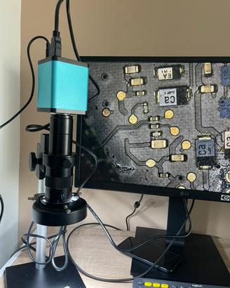 Microscopio digitale