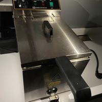 FRIGGITRICE DA BANCO