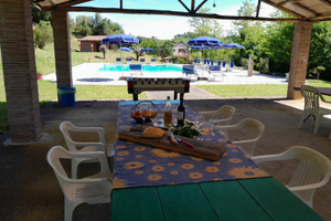 Casa e spazi aperti in agriturismo