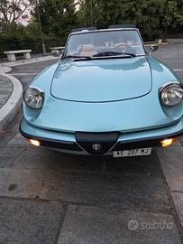 Alfa Romeo spider 2.0