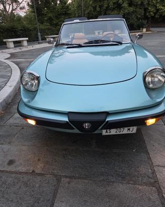 Alfa Romeo spider 2.0