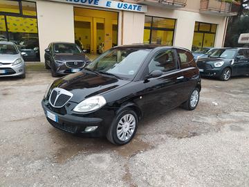 Lancia Ypsilon 1.2 Argento Neopatentati