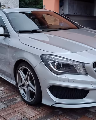 MERCEDES CLA 180 D AMG Line automatico -COME NUOVA
