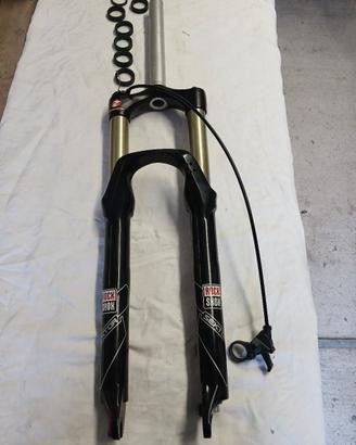 Forcella ROCK SHOX SEKTOR RL  cerchio da 26 poll.