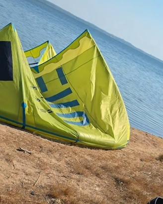 set kite north evo 7mq  e 10 mq + barra