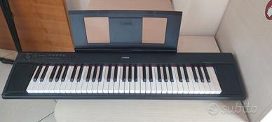 Pianoforte digitale Yamaha Piaggero N-12