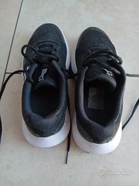 Scarpe da ginnastica nr. 38,5