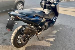 T-Max 530 SX