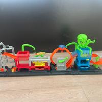 Autolavaggio hotweels polpo