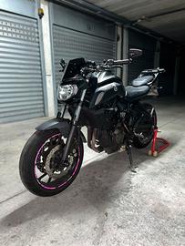 Yamaha MT 07 2018 A2 (ripotenziata) + accessori