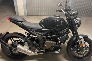 Voge 300 2021 – 3.699 km – Perfetta, sempre in box