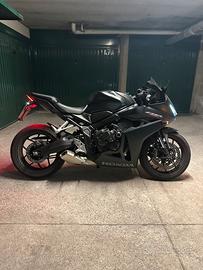 Honda CBR 650 R e-Clutch - A2/35kW