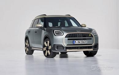 Ricambi new Mini Countryman 2026