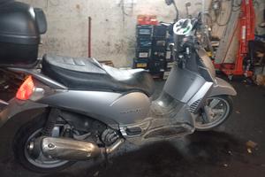 Aprilia scarabeo 250i