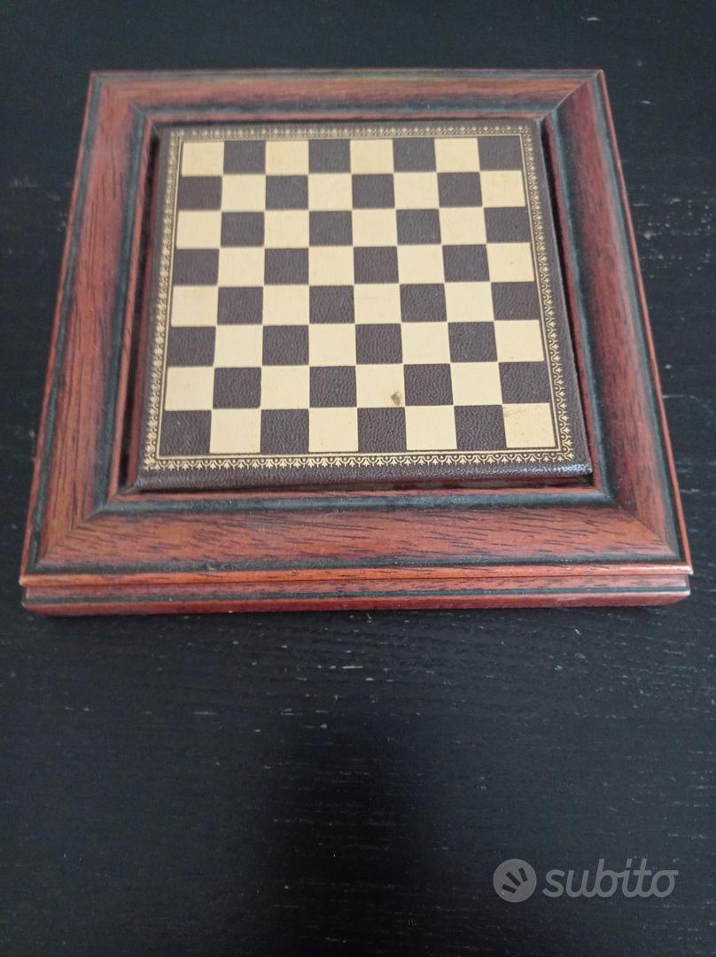 scacchiera portatile in legno con pezzi dal negro - Collezionismo In  vendita a Terni