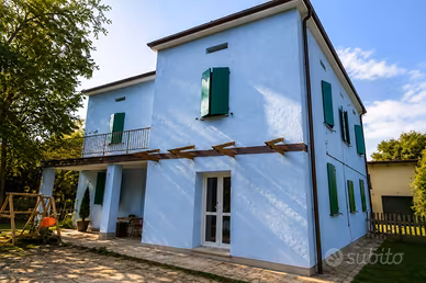 Stanza matrimoniale uso singola - Cento (FE)