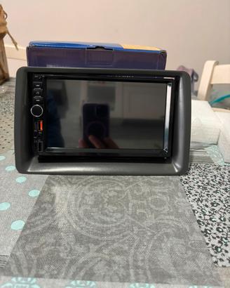 STEREO 7” 2 DIN