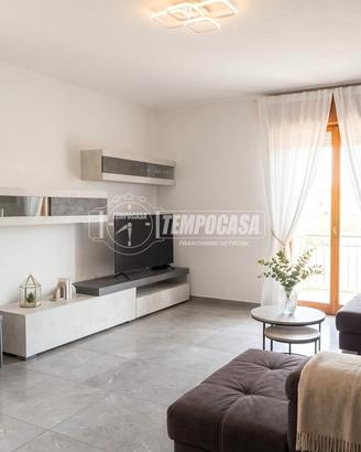 Appartamento con 3 camere e ampia mansarda