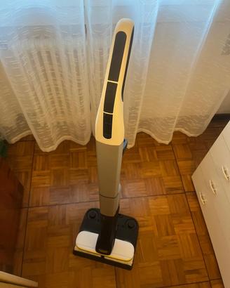 ASPIRA E LAVAPAVIMENTI KARCHER