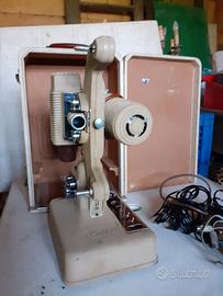 Proiettore Comet Vintag per 8 mm con Sonoro