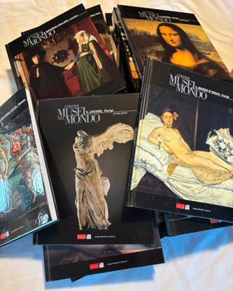 Lotto di 24 Libri i Musei del Mondo