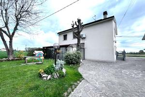 PORZIONE DI BIFAMILIARE A MALALBERGO