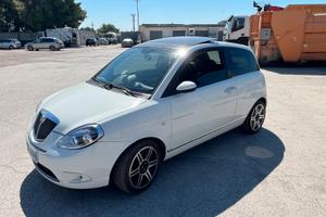 Lancia ypsilon Moda Milano