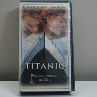  Titanic (1997) VHS DI CAPRIO WINSLET CAMERON