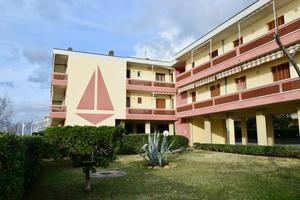 49 SAN VINCENZO Trilo vista mare posto auto