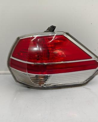 Faro fanale stop posteriore dx nissan x-trail iii
