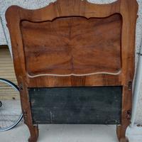 Letti singoli con fianchi fine '800