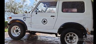 Fuoristrada suzuki santana