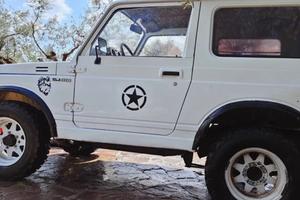 Fuoristrada suzuki santana