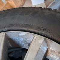 Gomme invernali 215/65 R17 e cerchi in lega